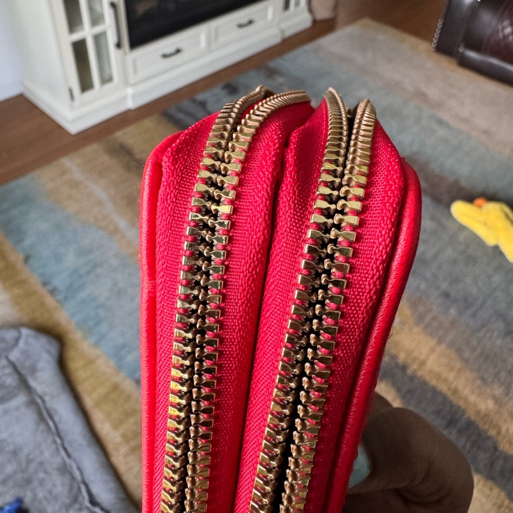 Unbranded Red and Multicolor Vegan Leather Wristlet Wallet 
(NO CALLOUTS) - Picture 6 of 7